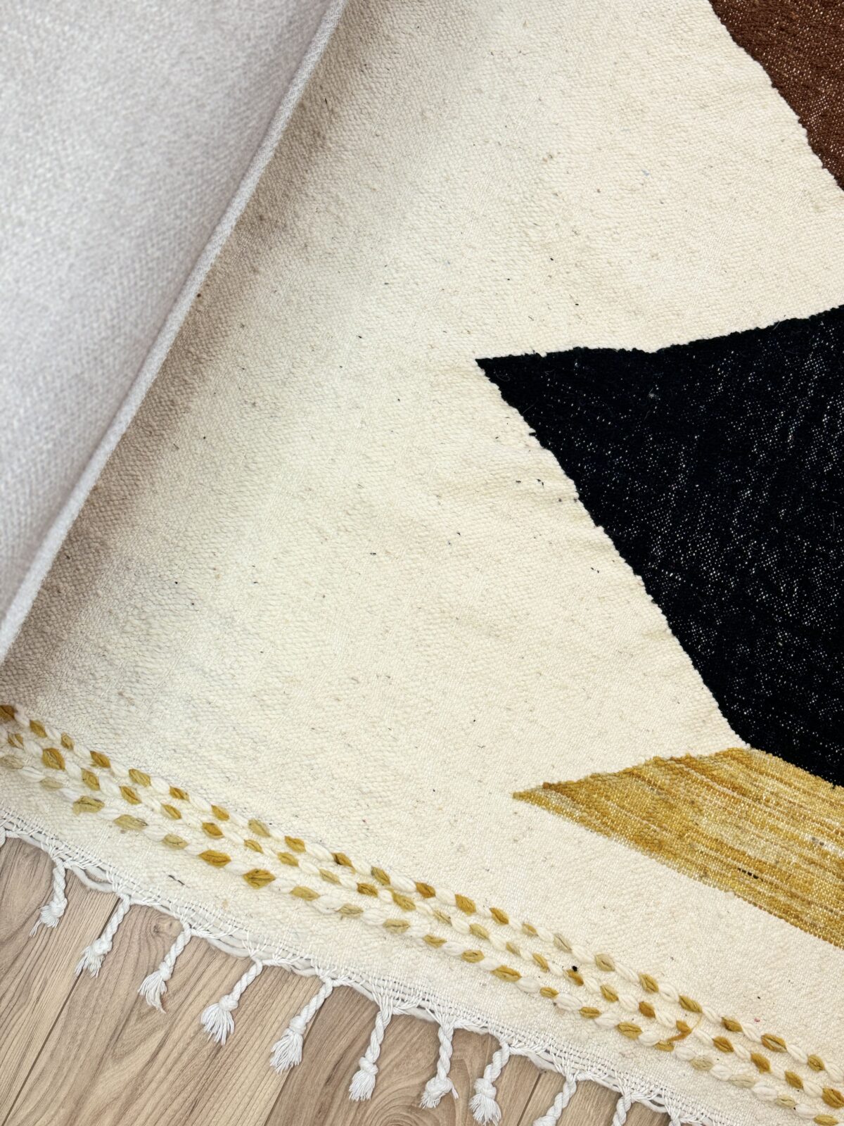 Tapis beige symbole Tirazza - zoom Tirazza - Tapis berbère multicolore 205x122 – Image 1