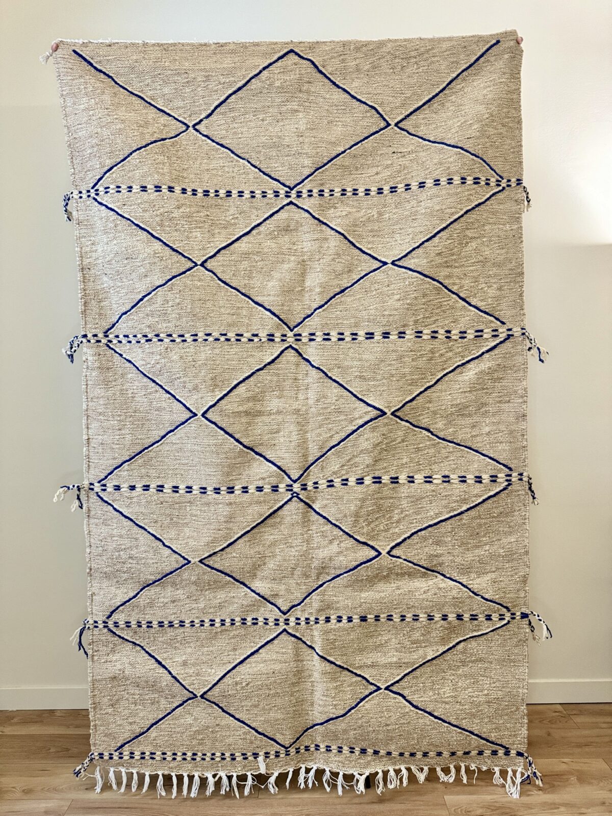 Tassamt - Tapis berbère beige foncé 242x150 – Image 2