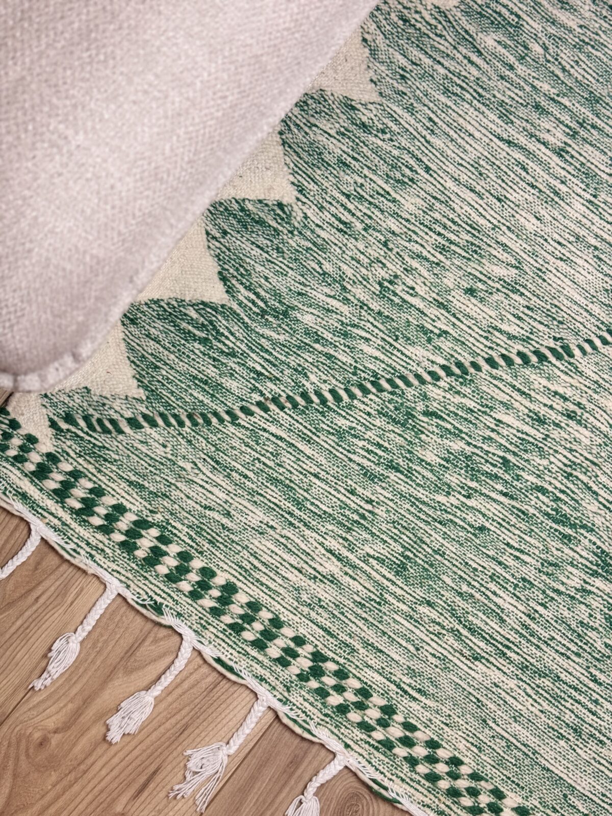 Tapis rayé vert Tafrawt - zoom Tafrawt - Tapis berbère vert 257x153 – Image 1